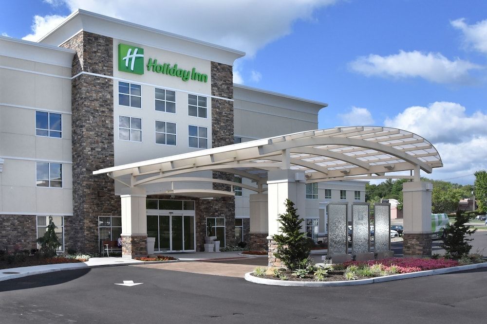 Holiday Inn CANTON (BELDEN VILLAGE) by IHG 1