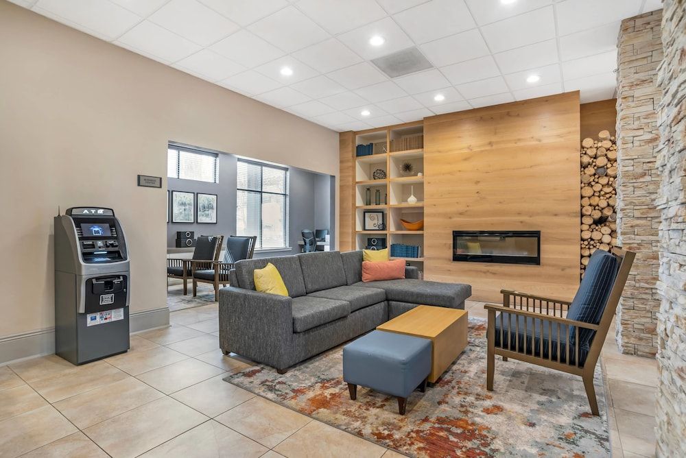 Country Inn & Suites by Radisson, Metairie New Orleans , LA 2