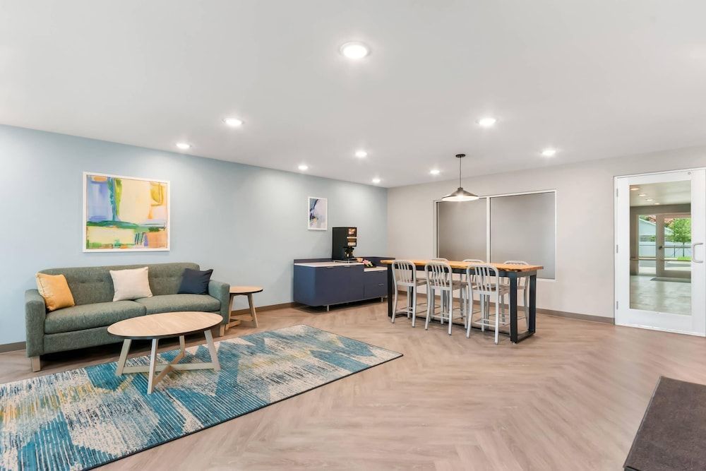 WoodSpring Suites Fort Walton Beach - Eglin AFB 2