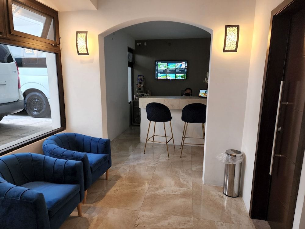 L'Aurora Inn 2