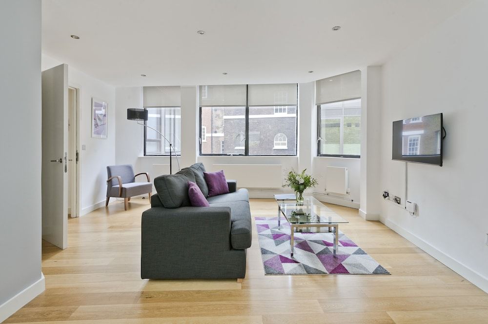 Red Lion Court by City2Stay 1