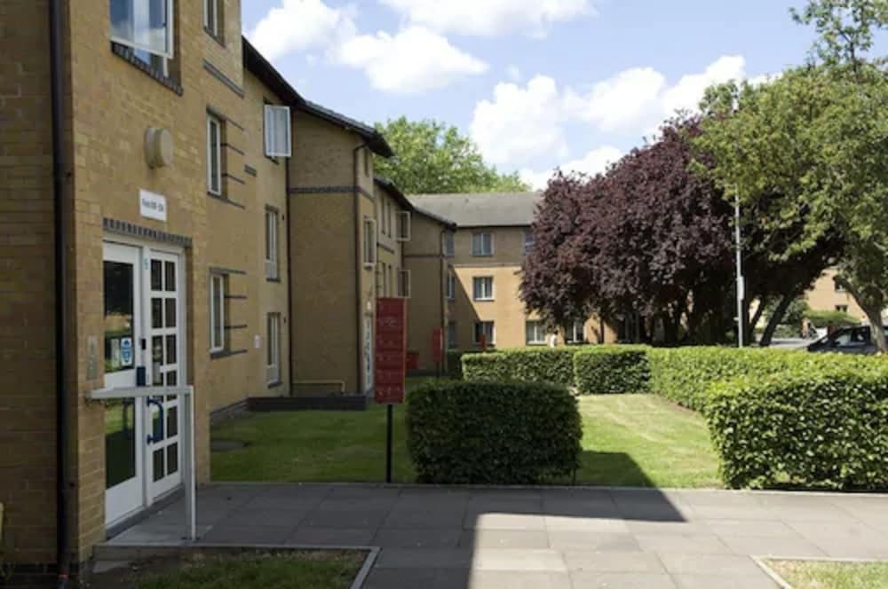 Platt Hall - Campus Accommodation 1