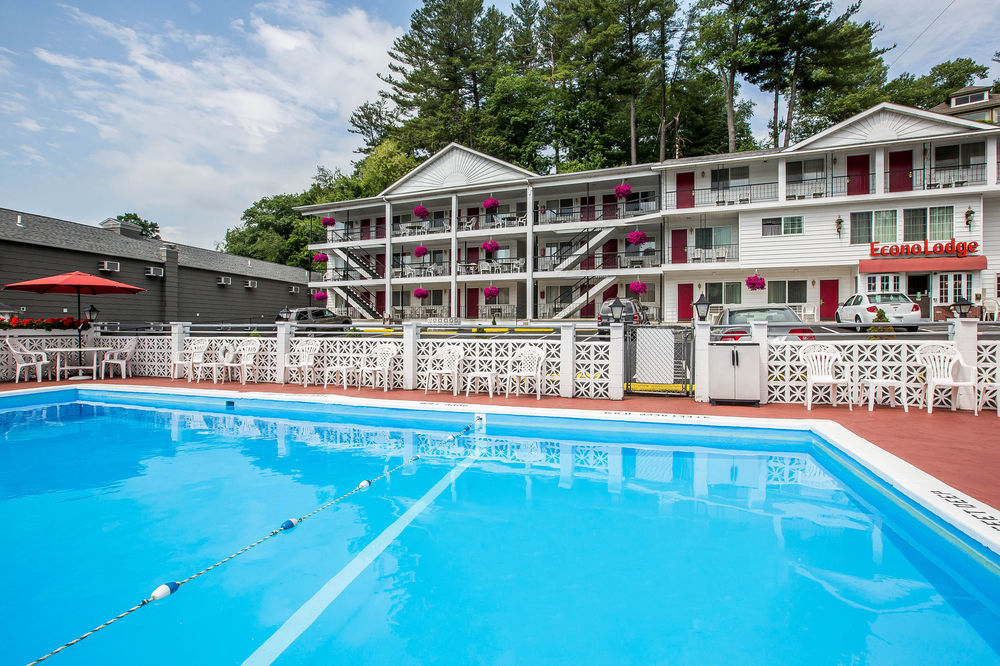 Baymont by Wyndham Lake George 1