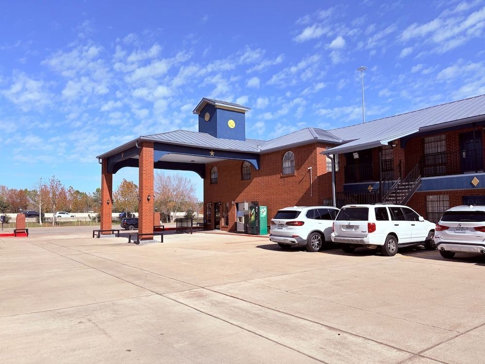 Express Inn & Suites Houston Katy 1