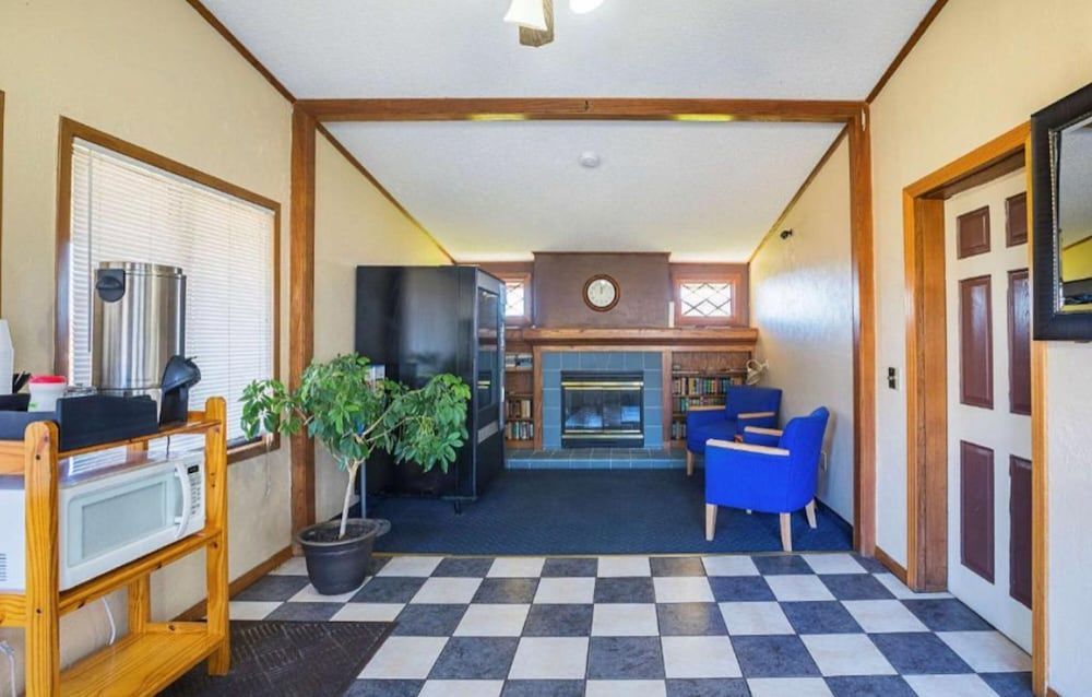 FairBridge Inn Express Battle Creek 2