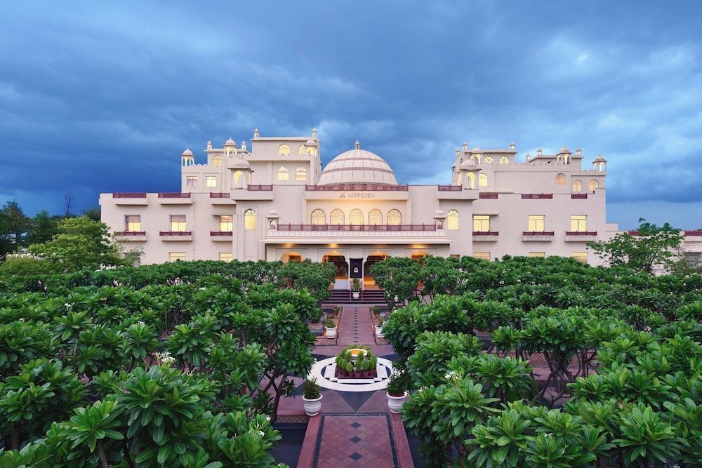 Le Meridien Jaipur Resort & Spa 1