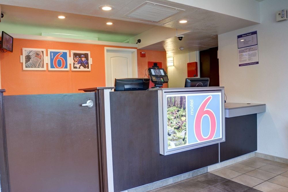 Motel 6-Springfield, OR - Eugene North 2