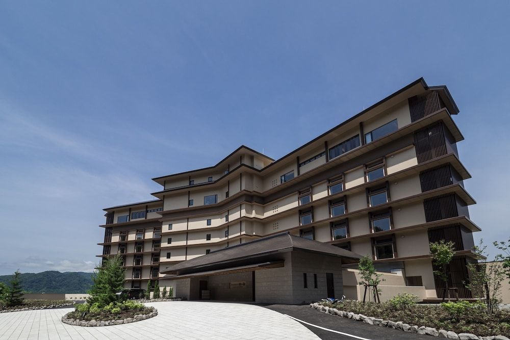 The Lake Suite Ko No Sumika 1