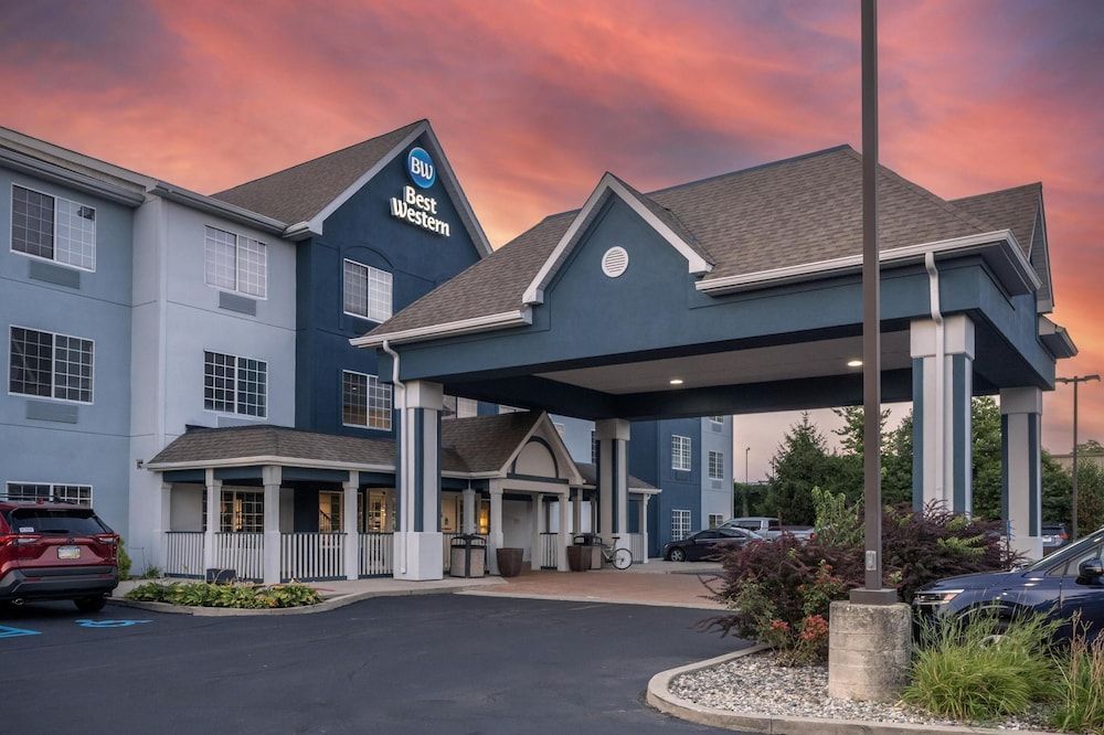 Best Western Fort Wayne Inn & Suites North 1