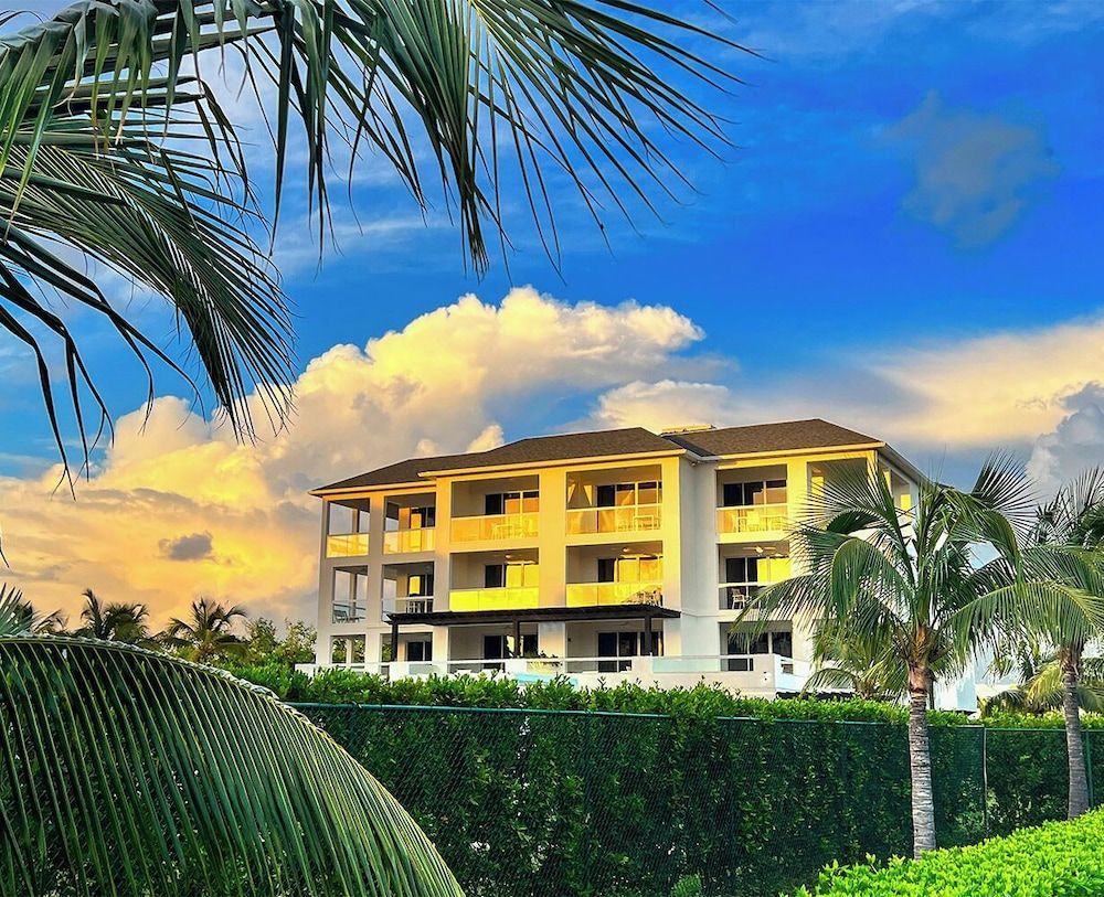 The Tides Grace Bay 1
