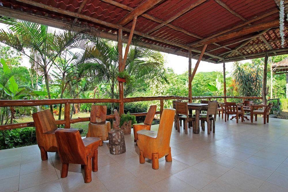 Natura Gardens Galápagos 2