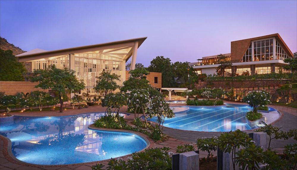 Taj Aravali Resort & Spa Udaipur 1