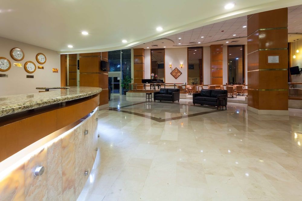 Best Western Plus Nuevo Laredo Inn & Suites 2