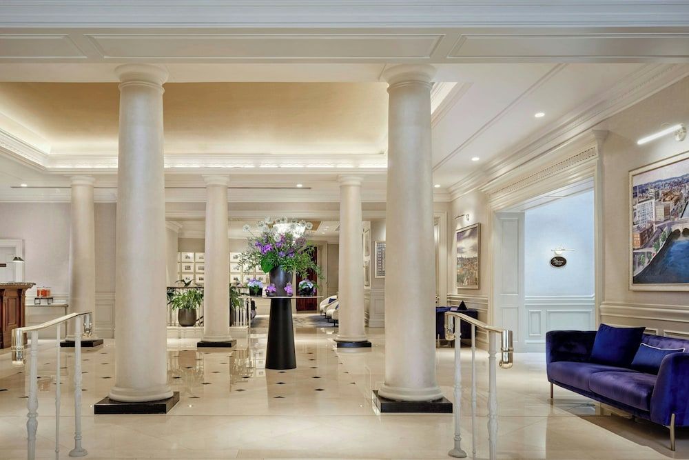 The College Green Dublin Hotel, Autograph Collection 2