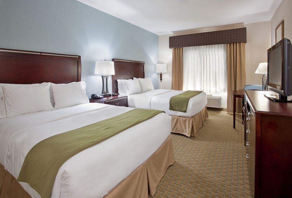 Holiday Inn Express & Suites PITTSBURG by IHG 2