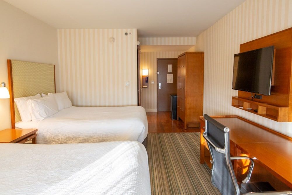 Holiday Inn Express COLUMBUS AIRPORT – EASTON by IHG 2