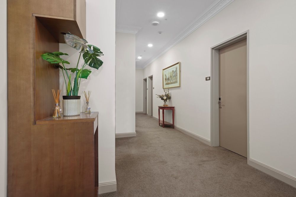 Clarendon Hotel South Melbourne 2