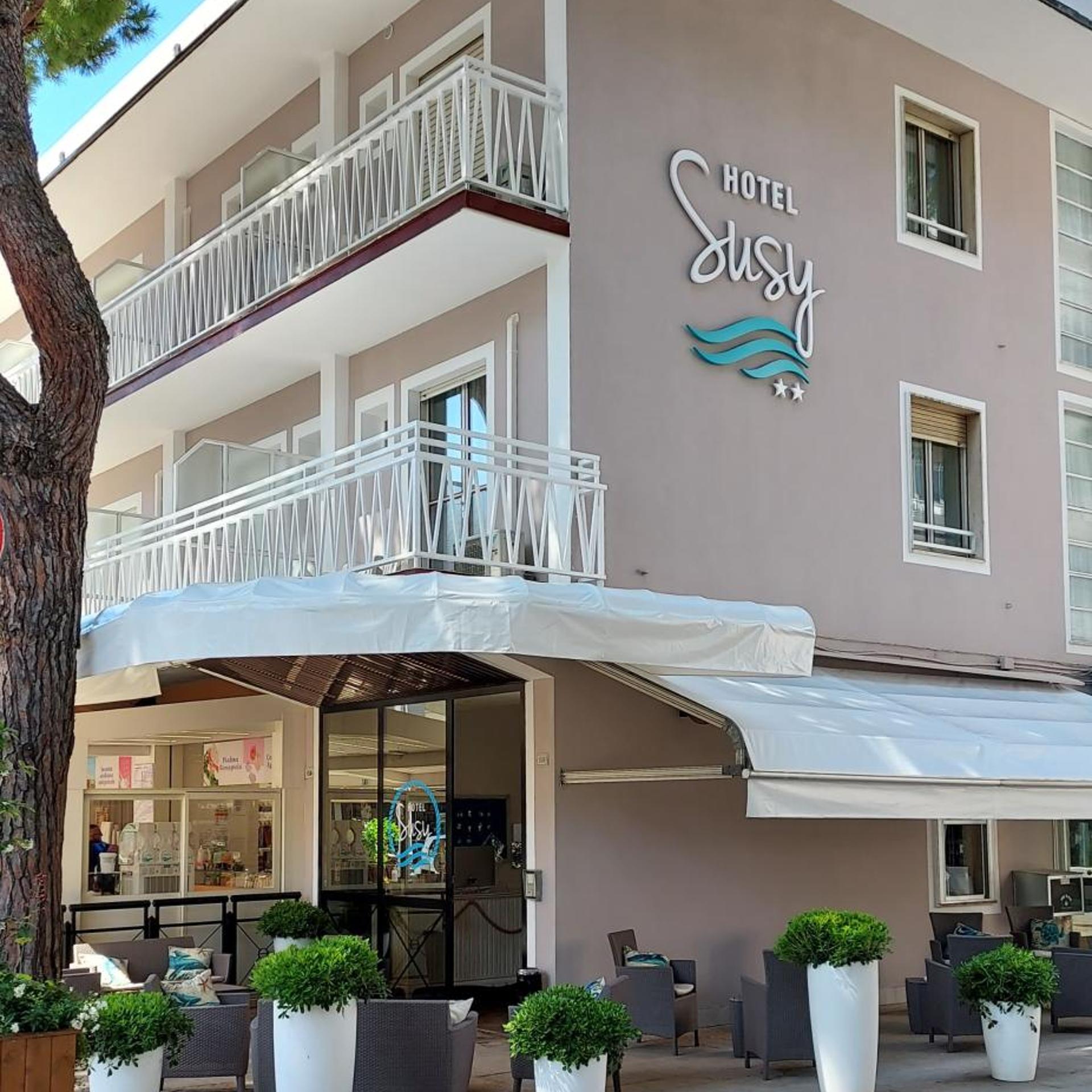 Hotel Susy - Bakery & Gluten Free Home Made - direttamente su viale Dante a due passi dal mare 2