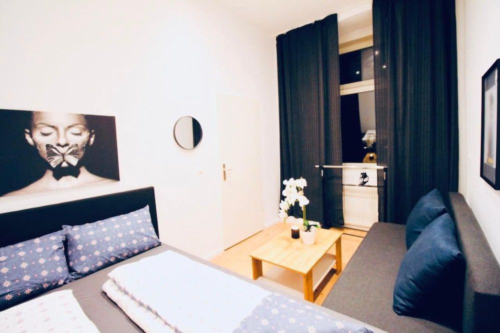 Cozy 5BR Apt 10min Walk to Augarten 2