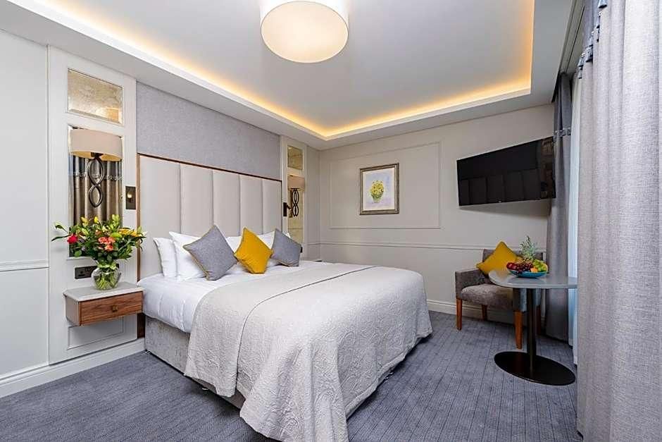 Grand Hotel Tralee 2