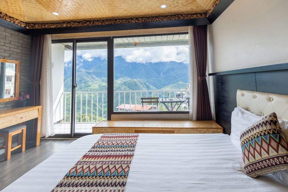 Phuong Nam Hotel 1
