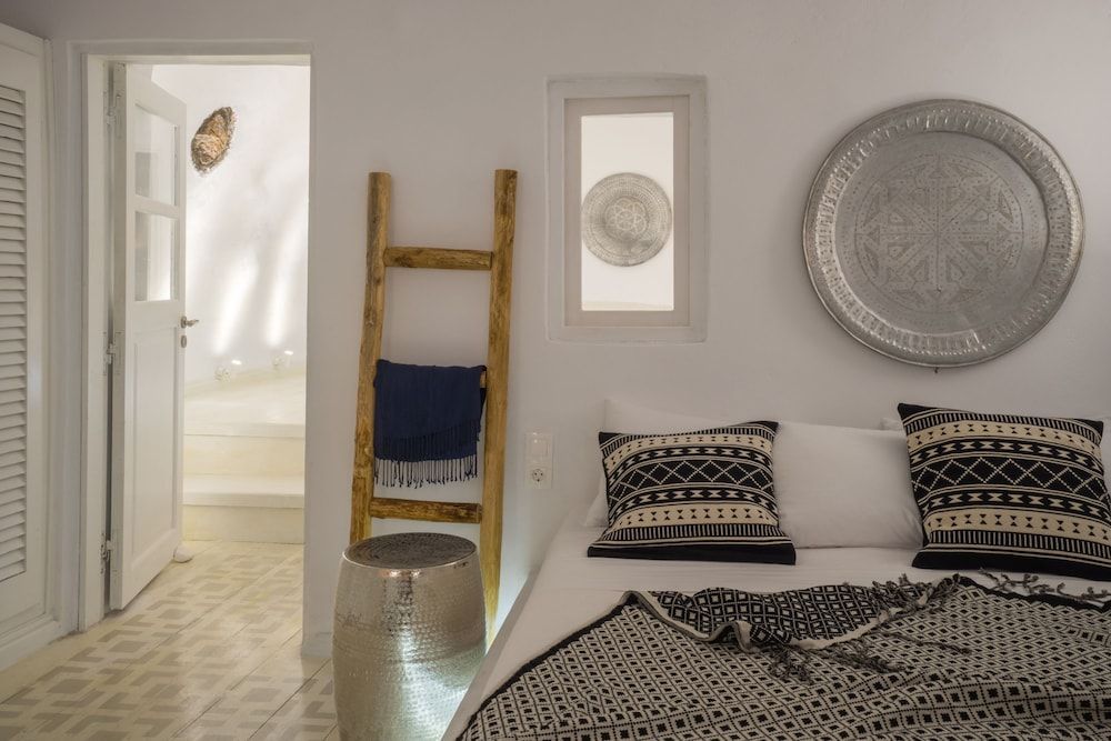 Gaia Suites 2