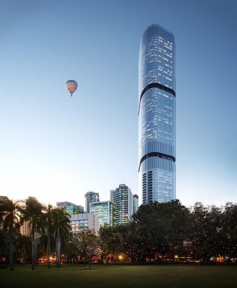 CLLIX Brisbane Skytower Apartments 1