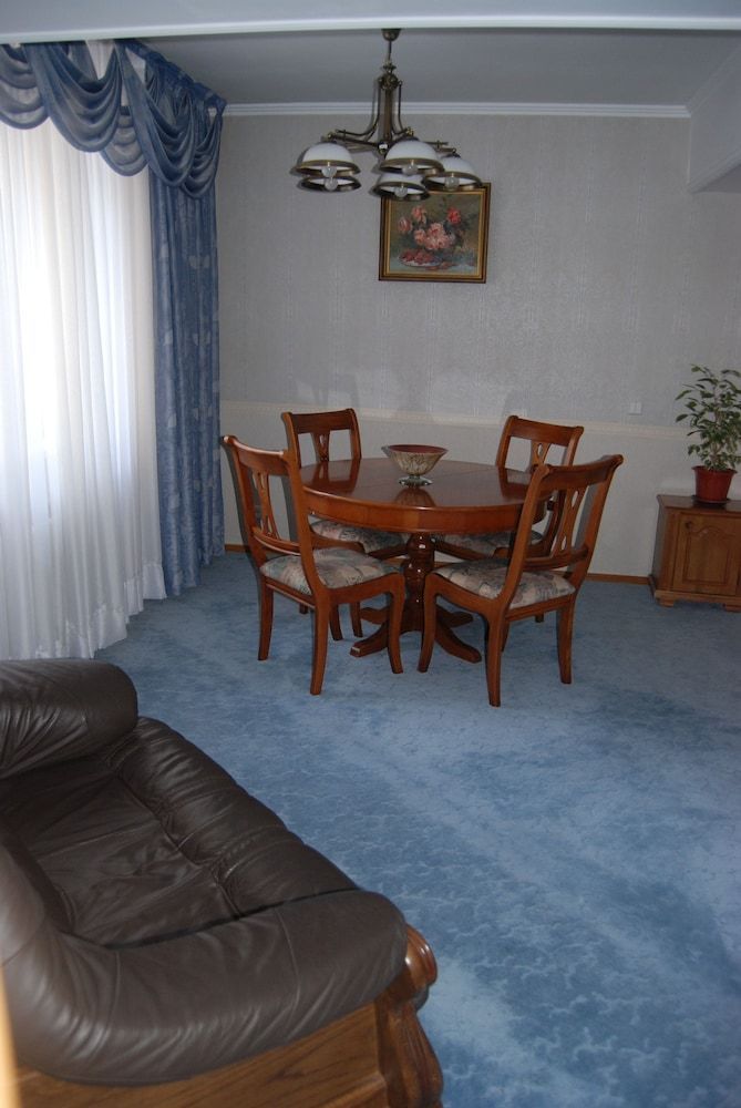 Dacia Hotel 2