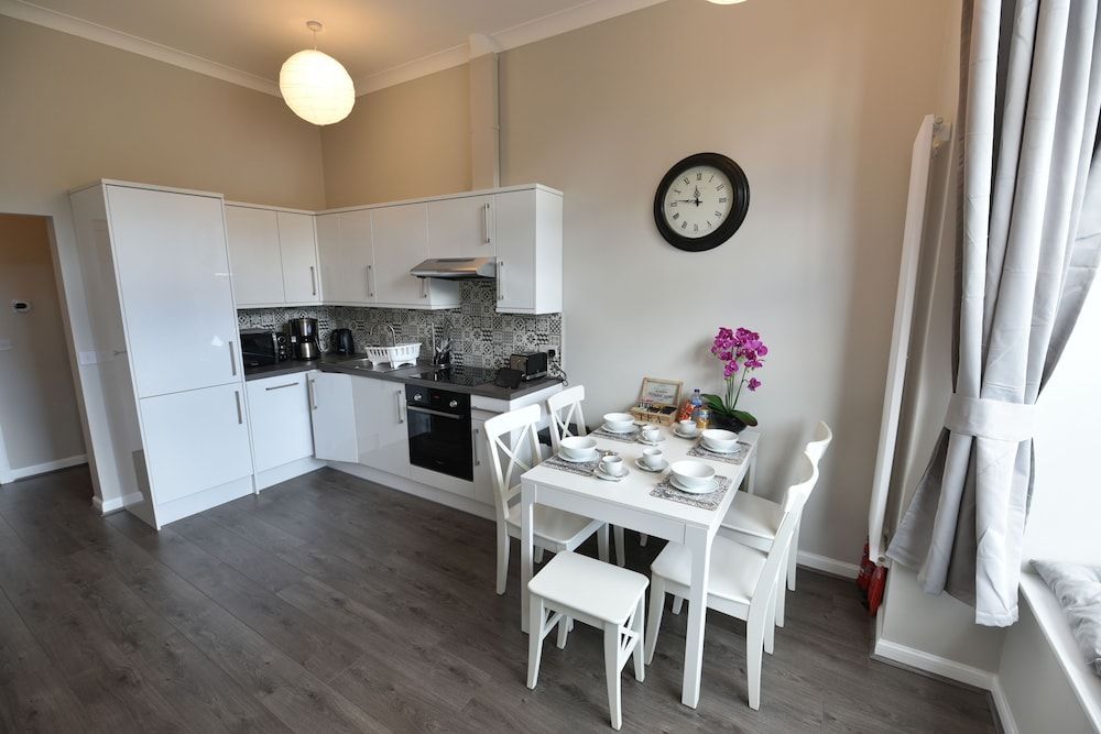 First Pleasance Luxury Apartment 1