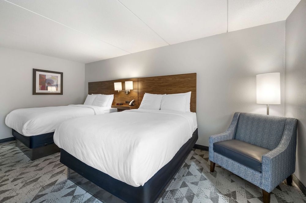 Best Western Plus Harrisonburg 1