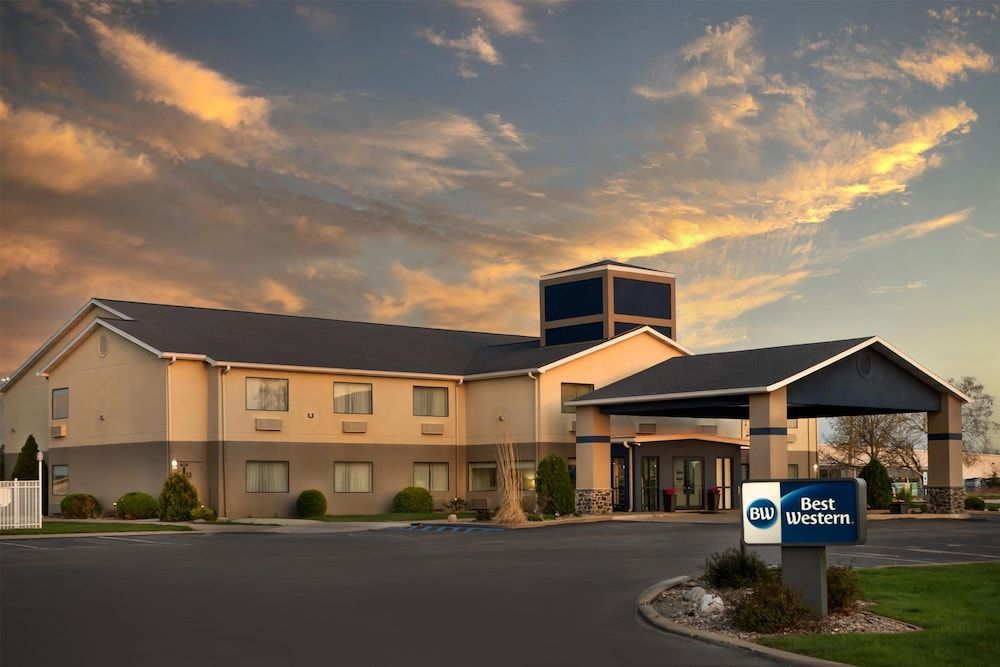 Best Western Brookfield 1