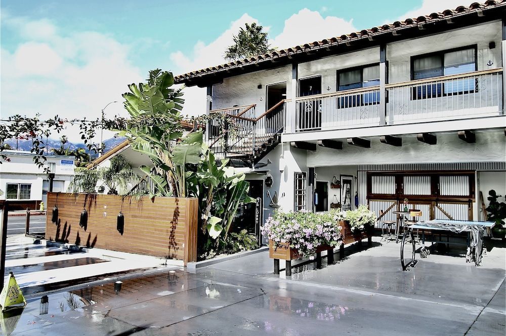 Haley Hotel 1