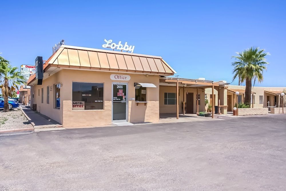 OYO Hotel Yuma AZ - I-8 US-95 1