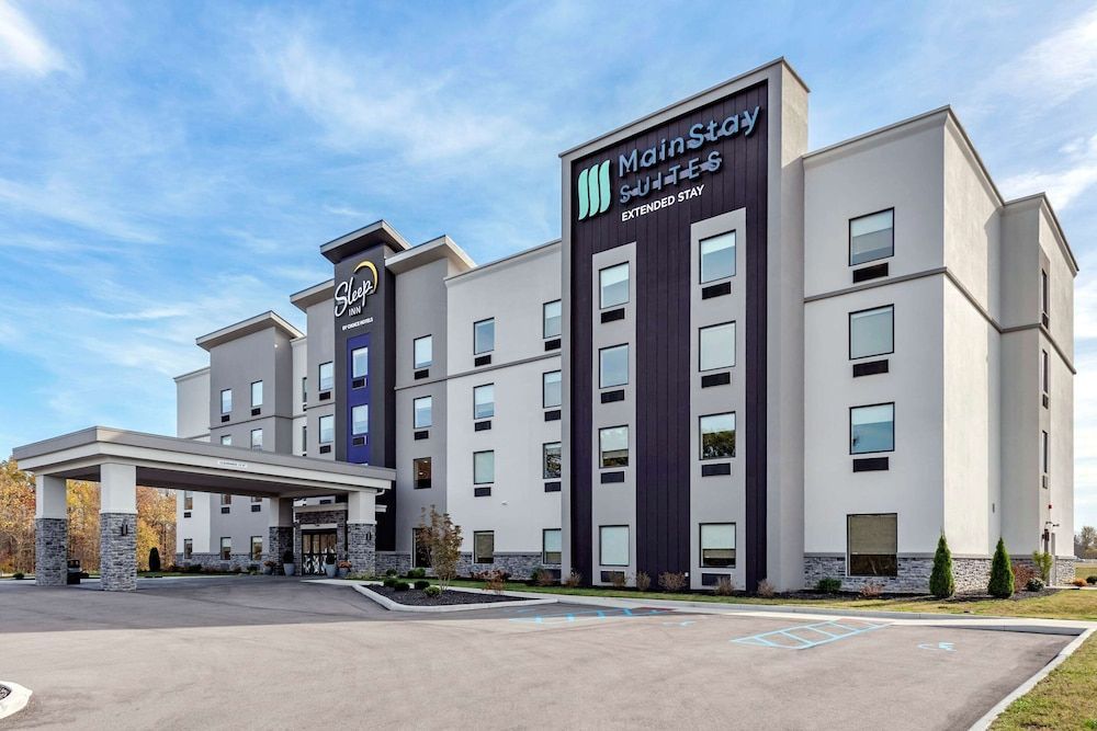 MainStay Suites Newberry - Crane 1