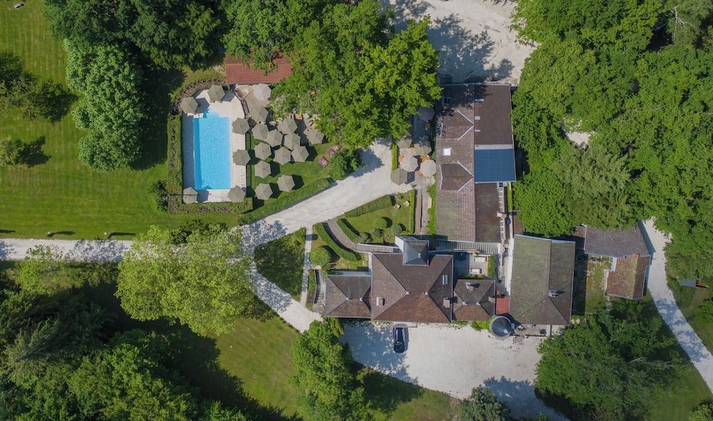Chateau des Ayes - Chambres & suites 1