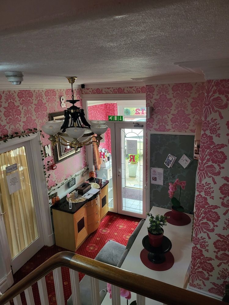 Rossdene House 2