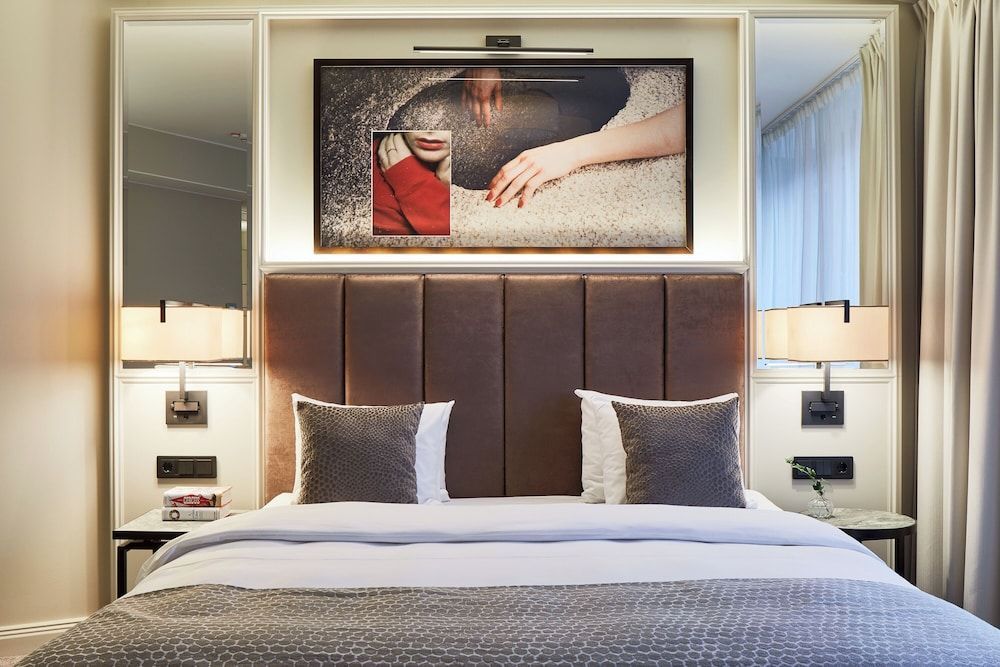 Bank Hotel, a Member of Small Luxury Hotels 1
