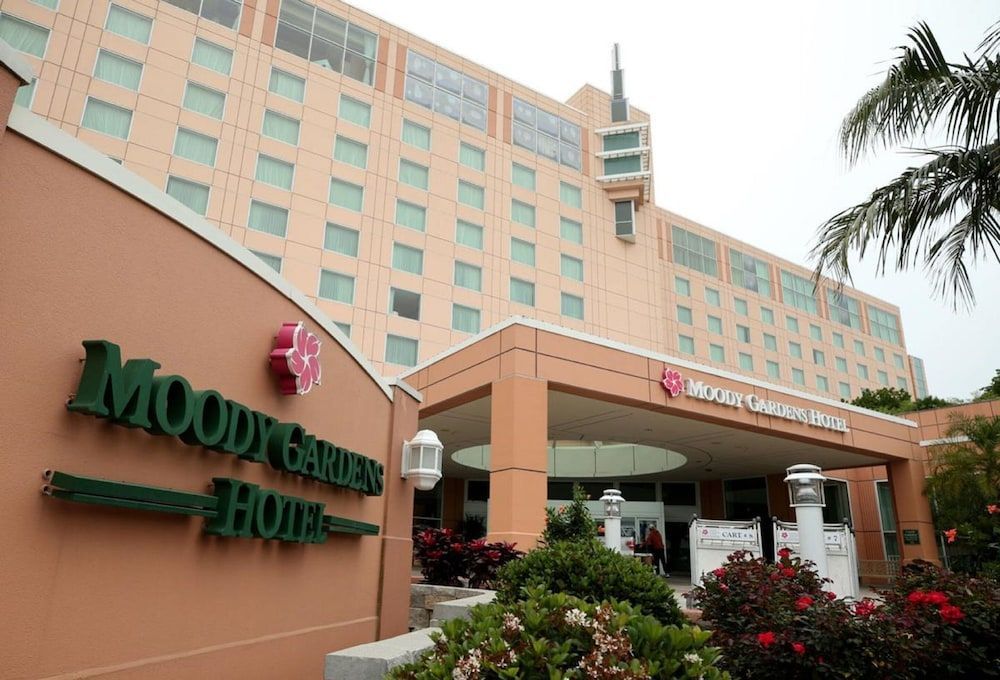 Moody Gardens Hotel Spa and Convention Center 1