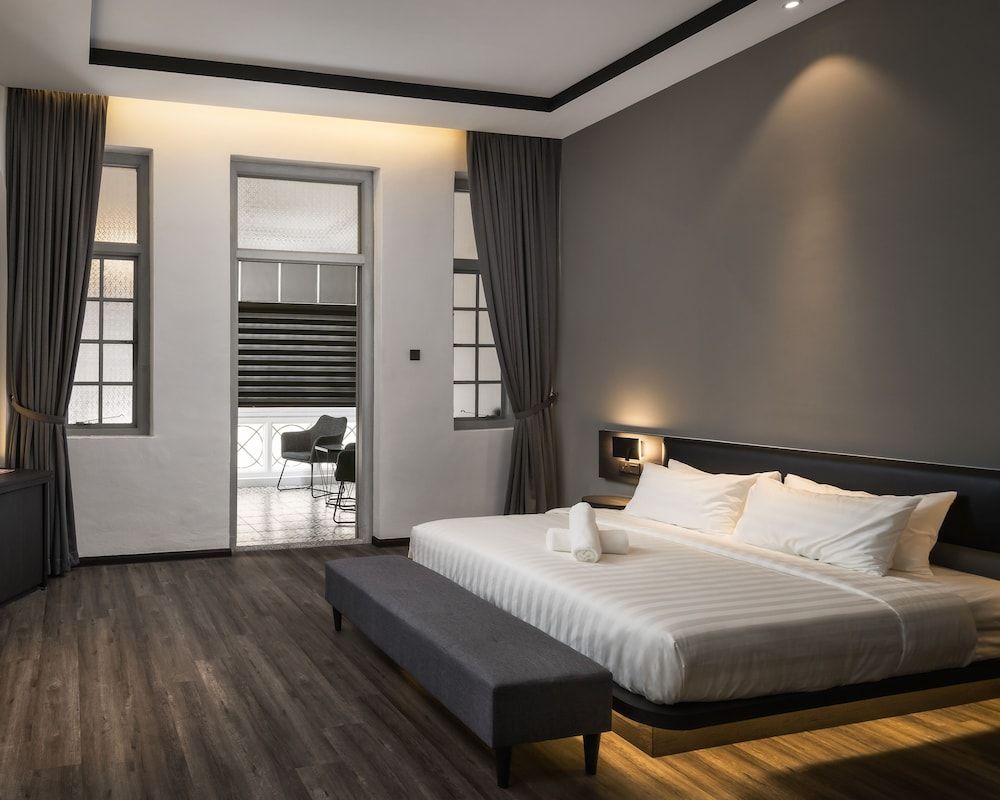 Modern Hotel Georgetown 2
