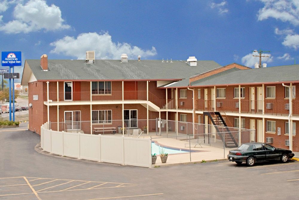 Americas Best Value Inn Greeley 1
