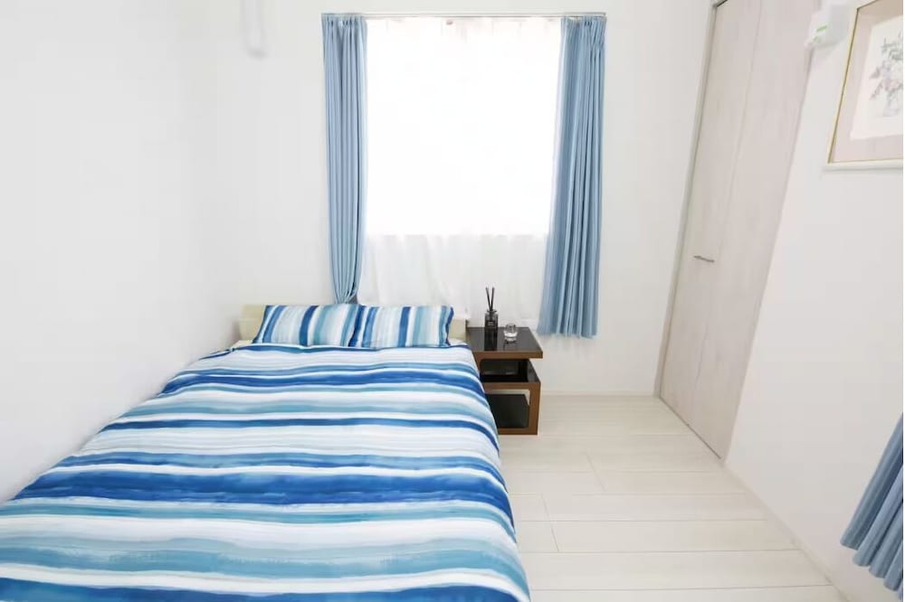 5 Minute Walk from Nishi Shinjuku Gochome Station 2