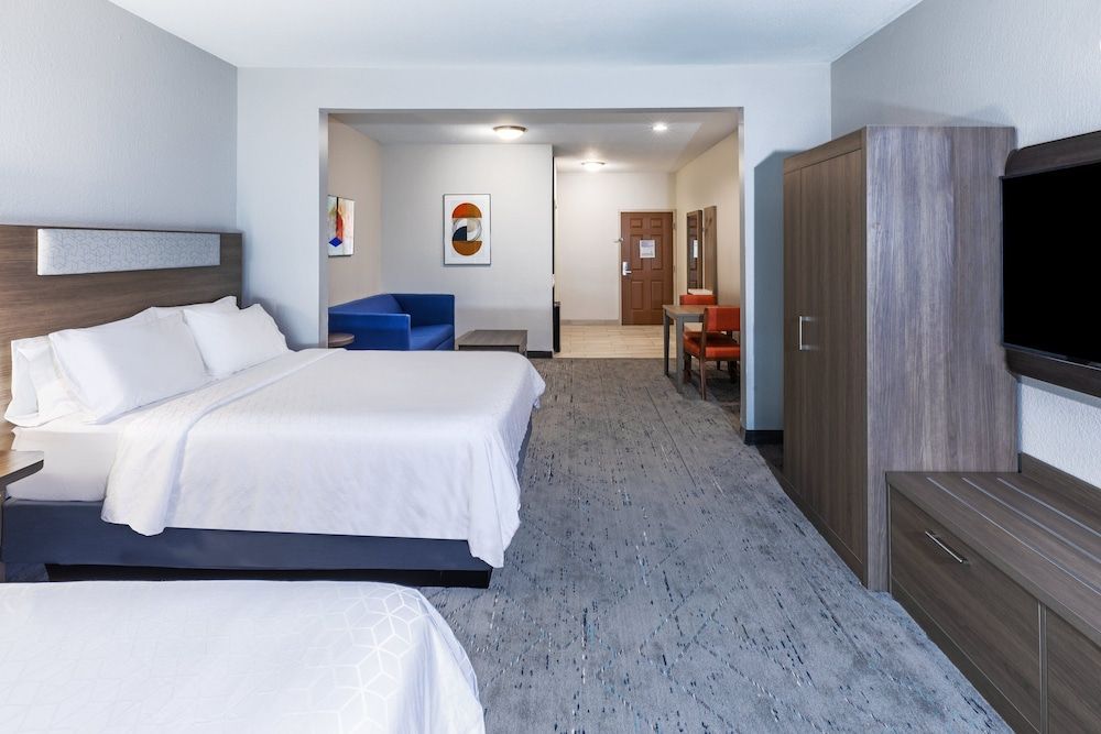 Holiday Inn Express & Suites HOUSTON SPACE CTR - CLEAR LAKE by IHG 1