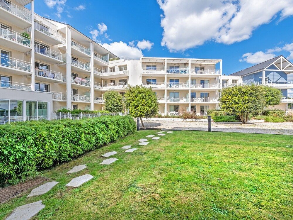 Vacancéole - Le Domaine de Bertheaume 1
