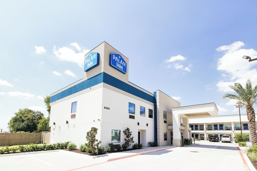 Palace Inn Blue Laura Koppe Rd 1