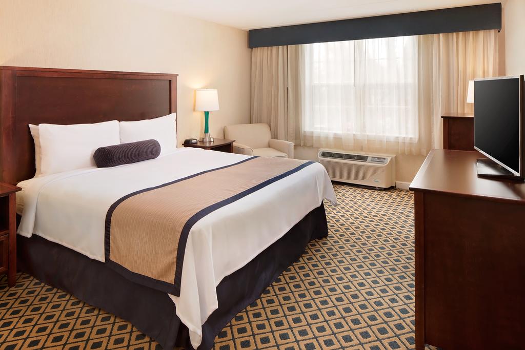 Westford Regency Inn & Conference Center 1