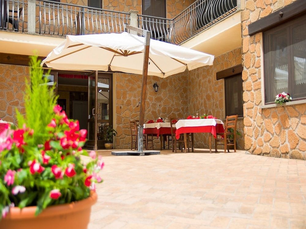 Agriturismo La Rocca dei Briganti 2
