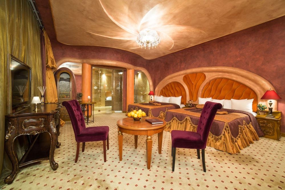 Royal Spa & Hotel Resort 1