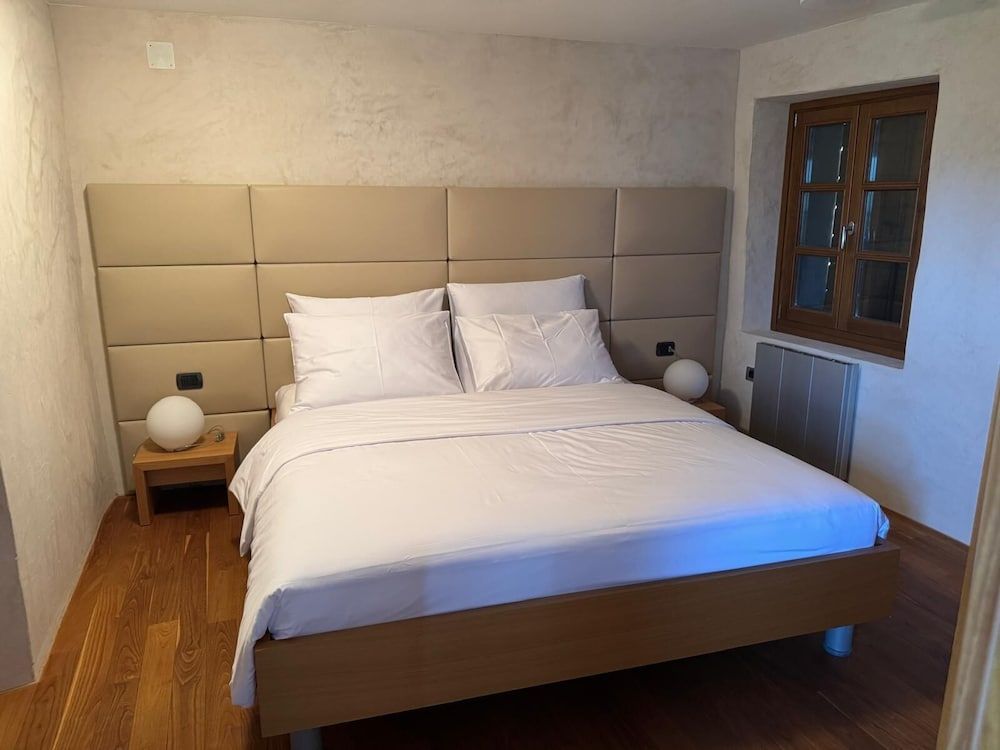 SMARTnoOK Rooms and Apartment 2