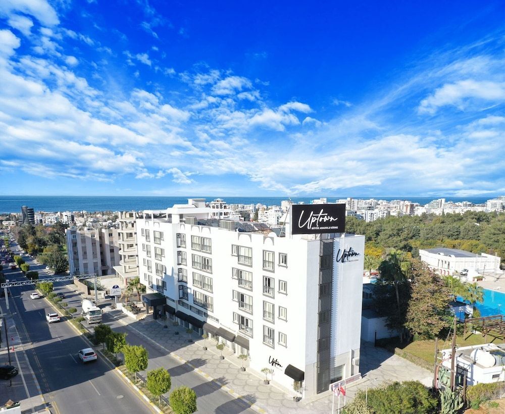 Uptown Buyuk Anadolu Girne 1