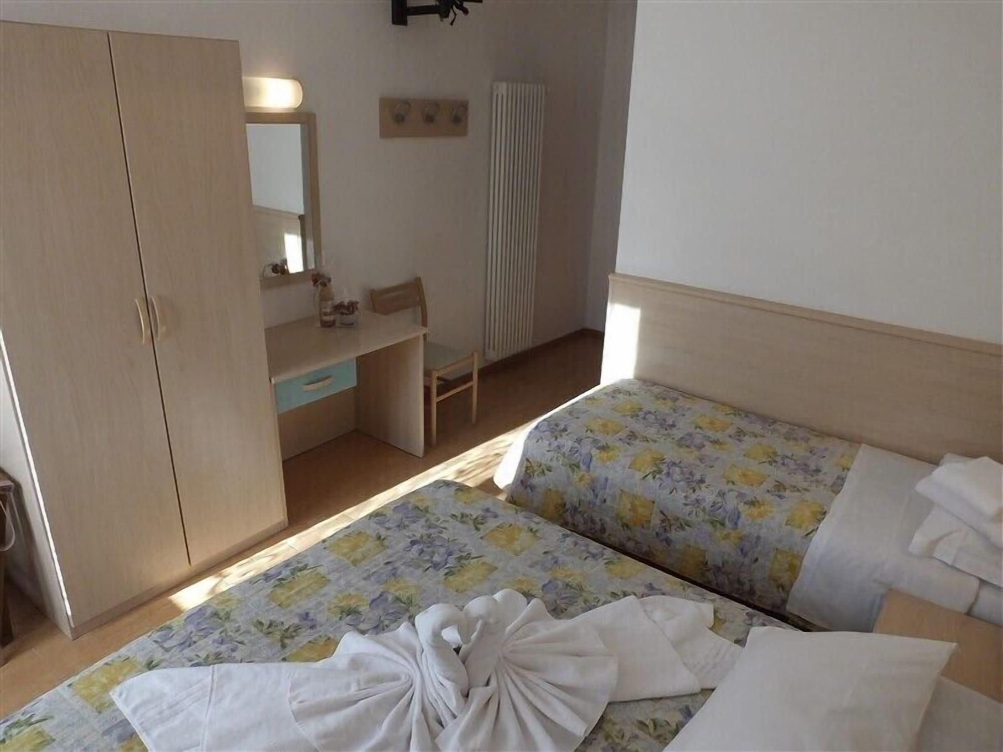 Hotel alle Rose Family inspired garden and SPA 1